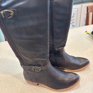 Tommy Hilfiger Brown Riding Boots NWOT 8